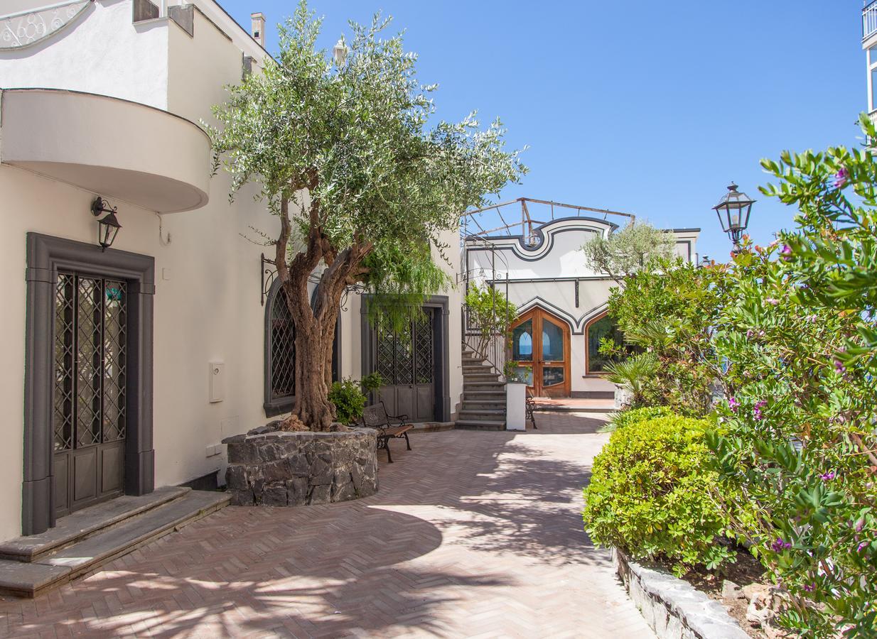 Casa Restino Bed & Breakfast Torre del Greco Exterior photo