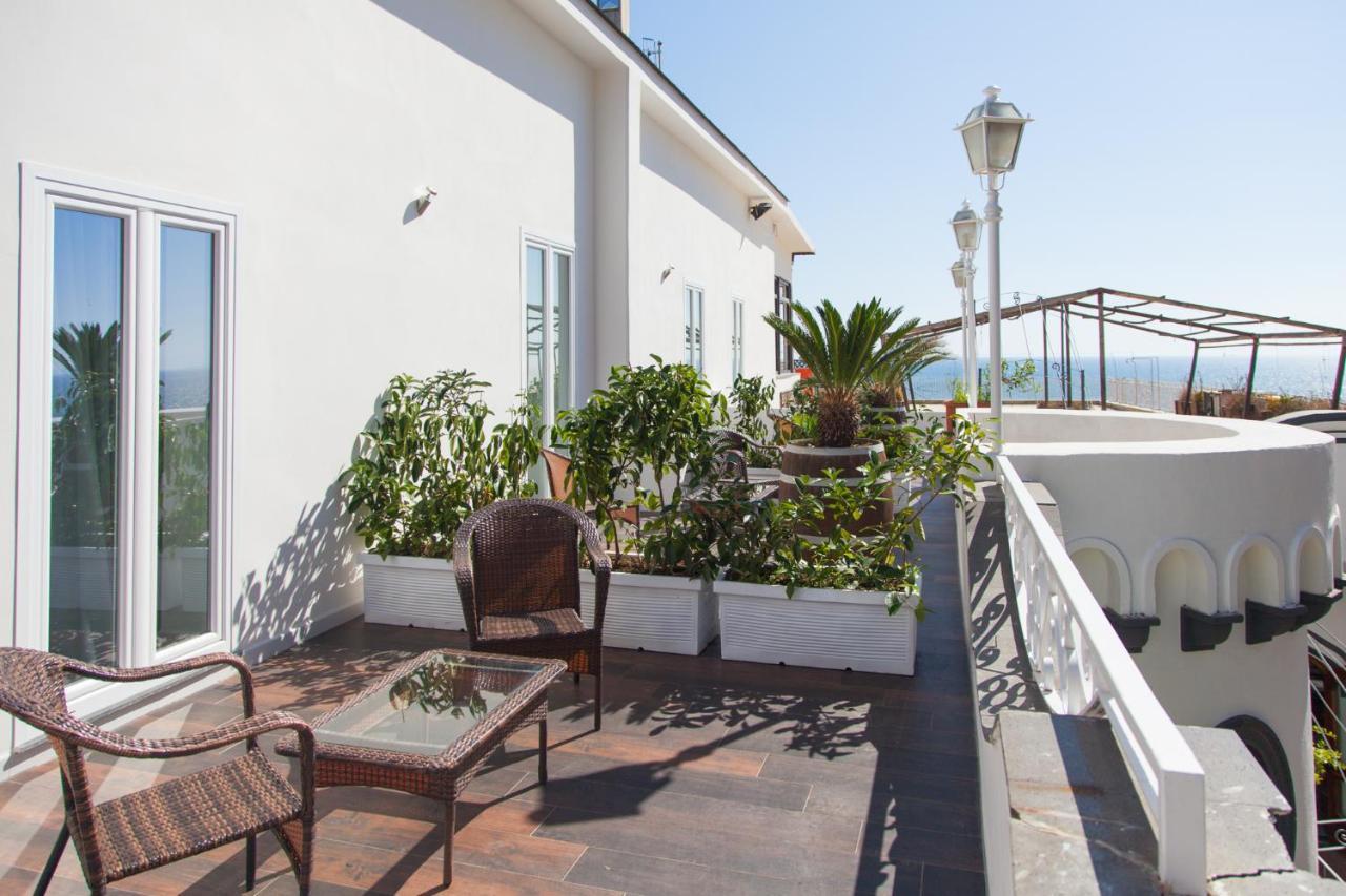 Casa Restino Bed & Breakfast Torre del Greco Exterior photo
